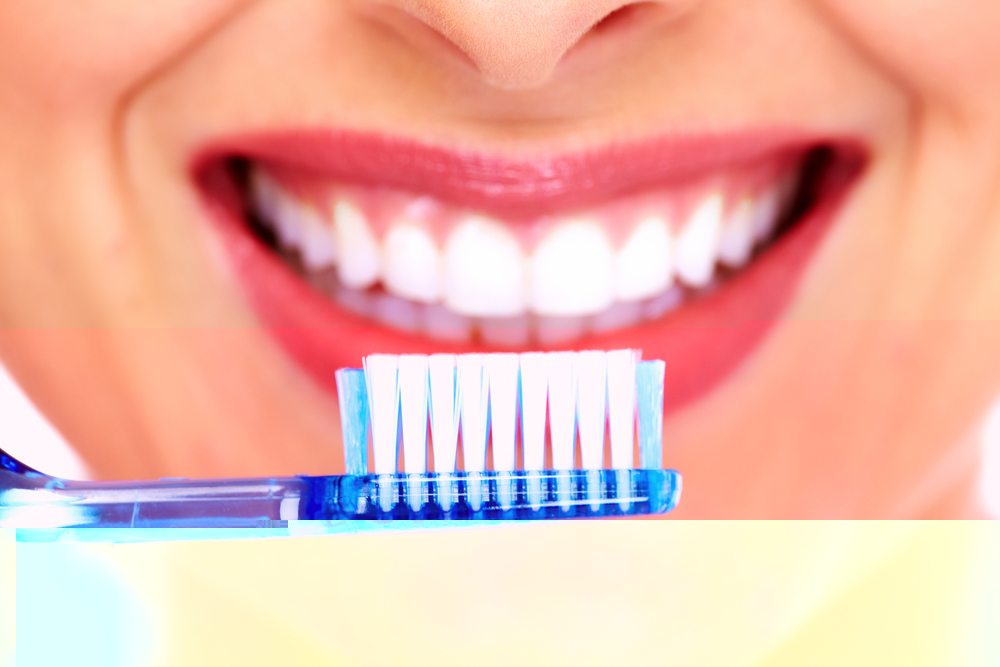 ¿Cuál es la forma correcta de cepillar los dientes?